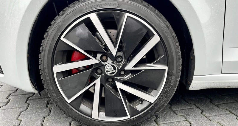 Skoda Octavia cena 49999 przebieg: 261000, rok produkcji 2014 z Biała Rawska małe 326